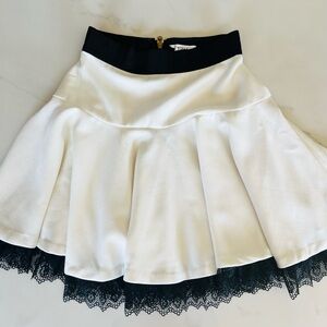 MILLY White Mini Skirt with Black Lace Trim
